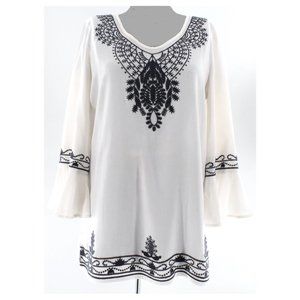 Monoreno Embroidered Tunic M